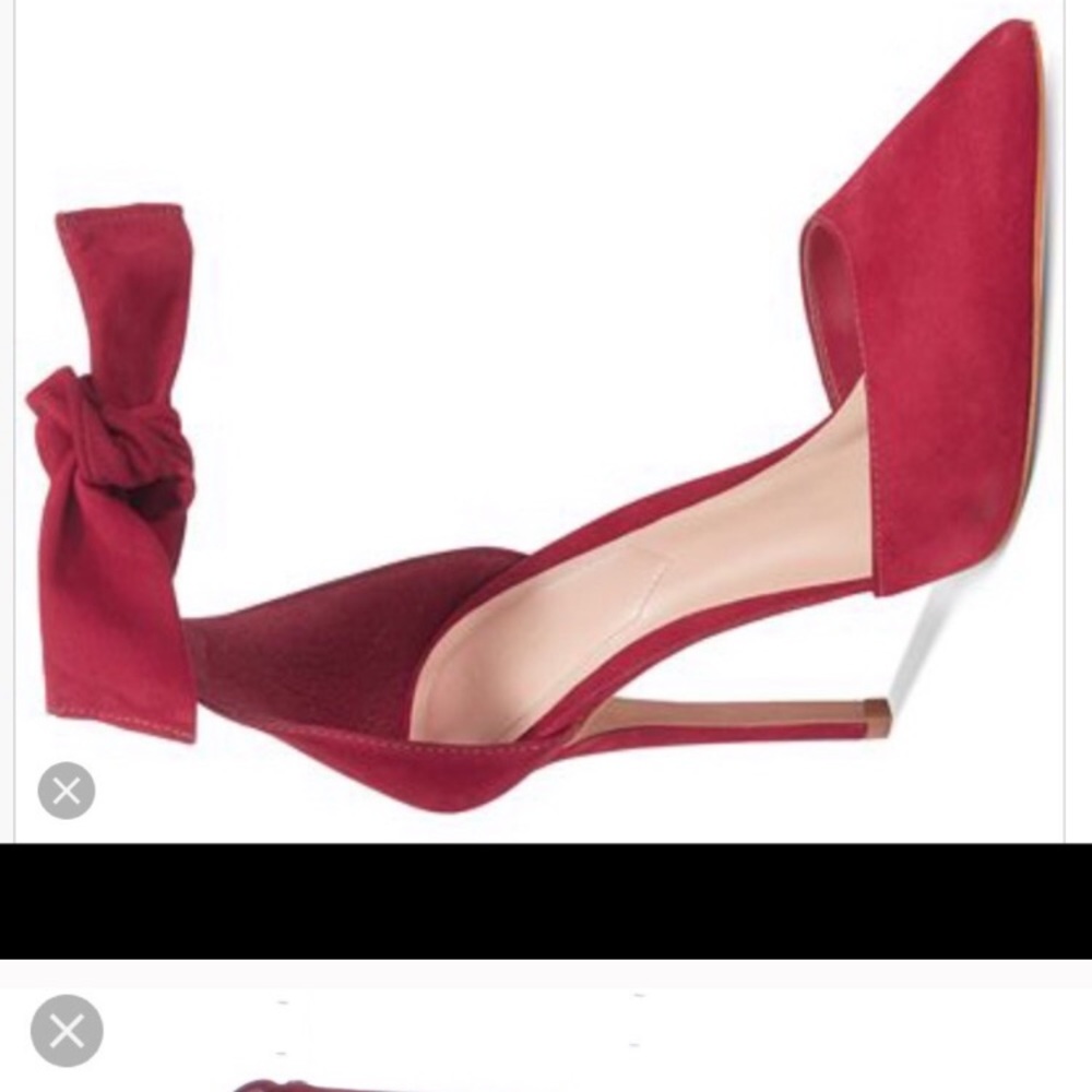 Selling red aldo shoes
